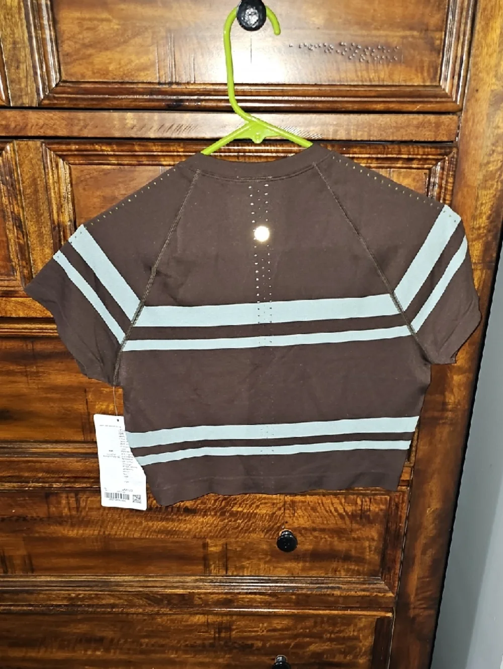 Lululemon Swiftly Tech Cropped Tee 2.0 Stripe!! Sz 8!! Dont Miss Out! LSWC/FOAM